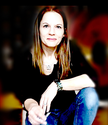 Püspök Anita festőművész